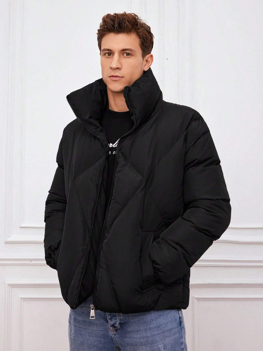 R&B | Gepolsterte Jacke mit Hohem Kragen Reißverschluss Warm und Modern