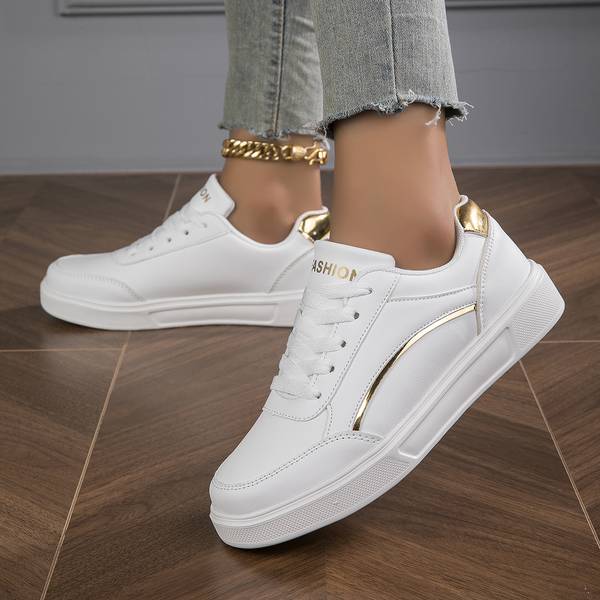 R&B | Sneaker Weiße Sneaker mit Gold/Silber Details