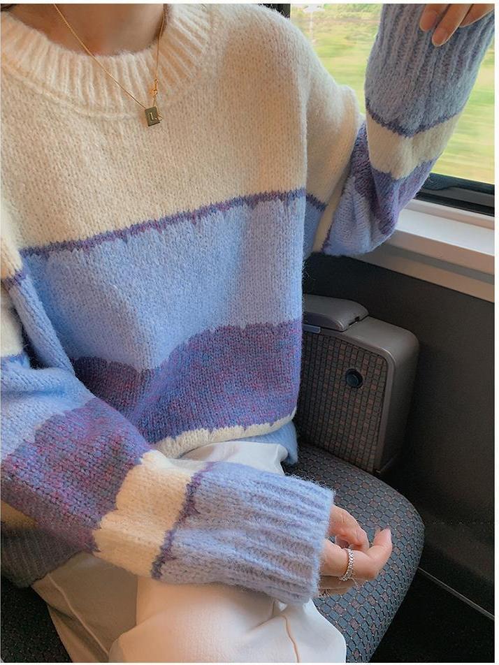 R&B | Gestreiftes Sweatshirt mit Rundhalsausschnitt