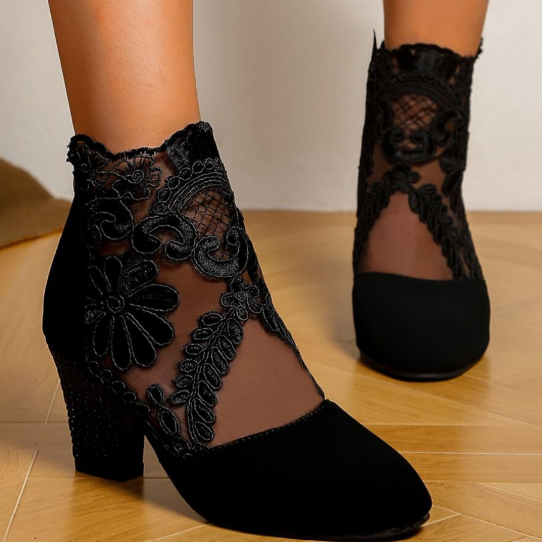 R&B | Bestickte High-Heel-Stiefel - Trendy Footwear