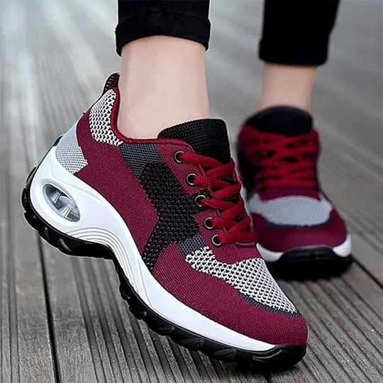 Atmungsaktive Farbblock-Sneaker R&B