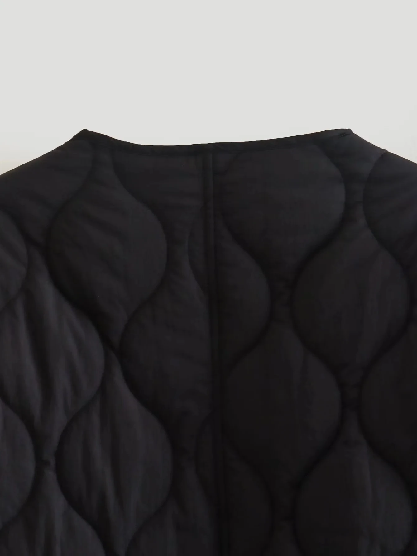 R&B | Gepolsterte Jacke Damen, Leichtes Übergröße Modell mit Taschen, Knopfverschluss
