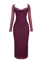 R&B | Elegantes Maxikleid mit tiefem Ausschnitt und langen Ärmeln