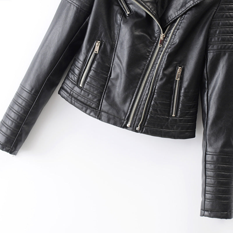 Damen Kunstleder Bikerjacke mit gesteppten Details und schmalem Schnitt R&B