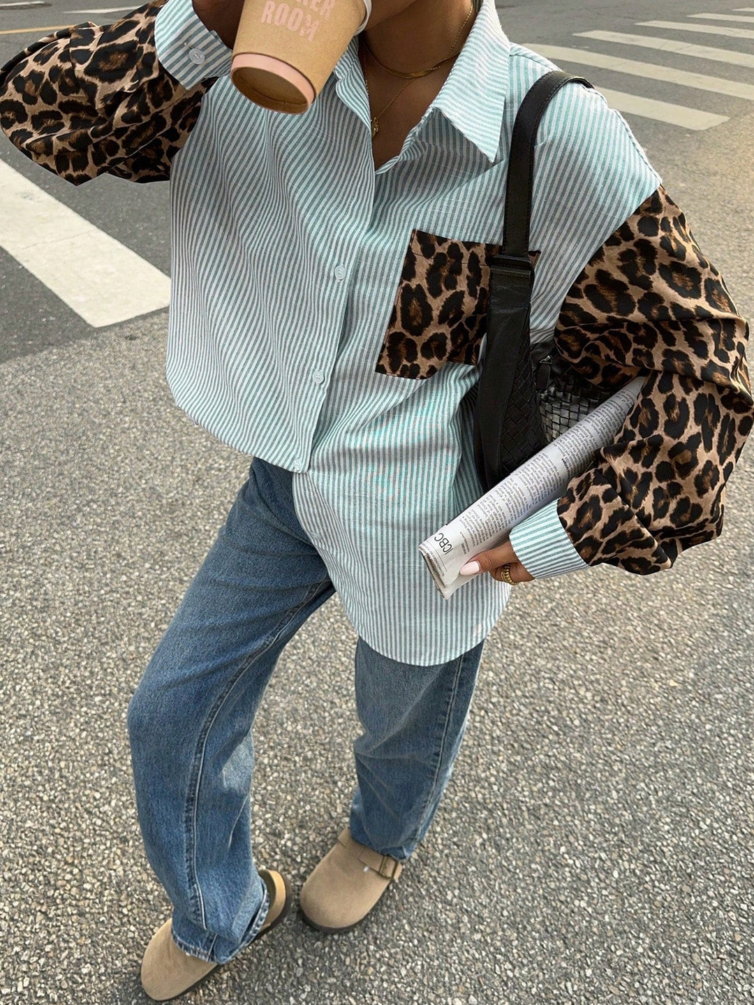 R&B | Damenbluse mit Leo-Details Auffällig, Locker & Streetstyle Bereit
