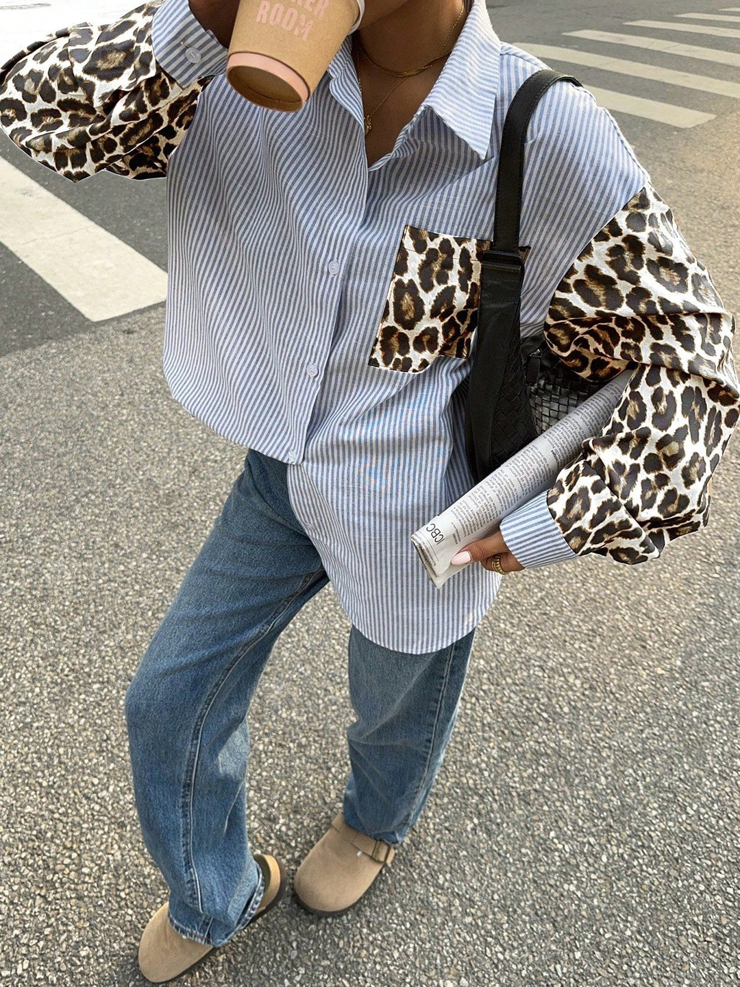 R&B | Damenbluse mit Leo-Details Auffällig, Locker & Streetstyle Bereit