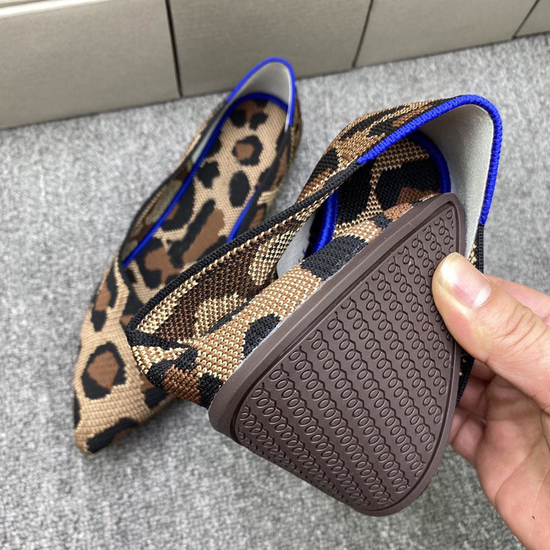 Damen elegante spitz zulaufende Ballerinas mit modischem Leopardenmuster