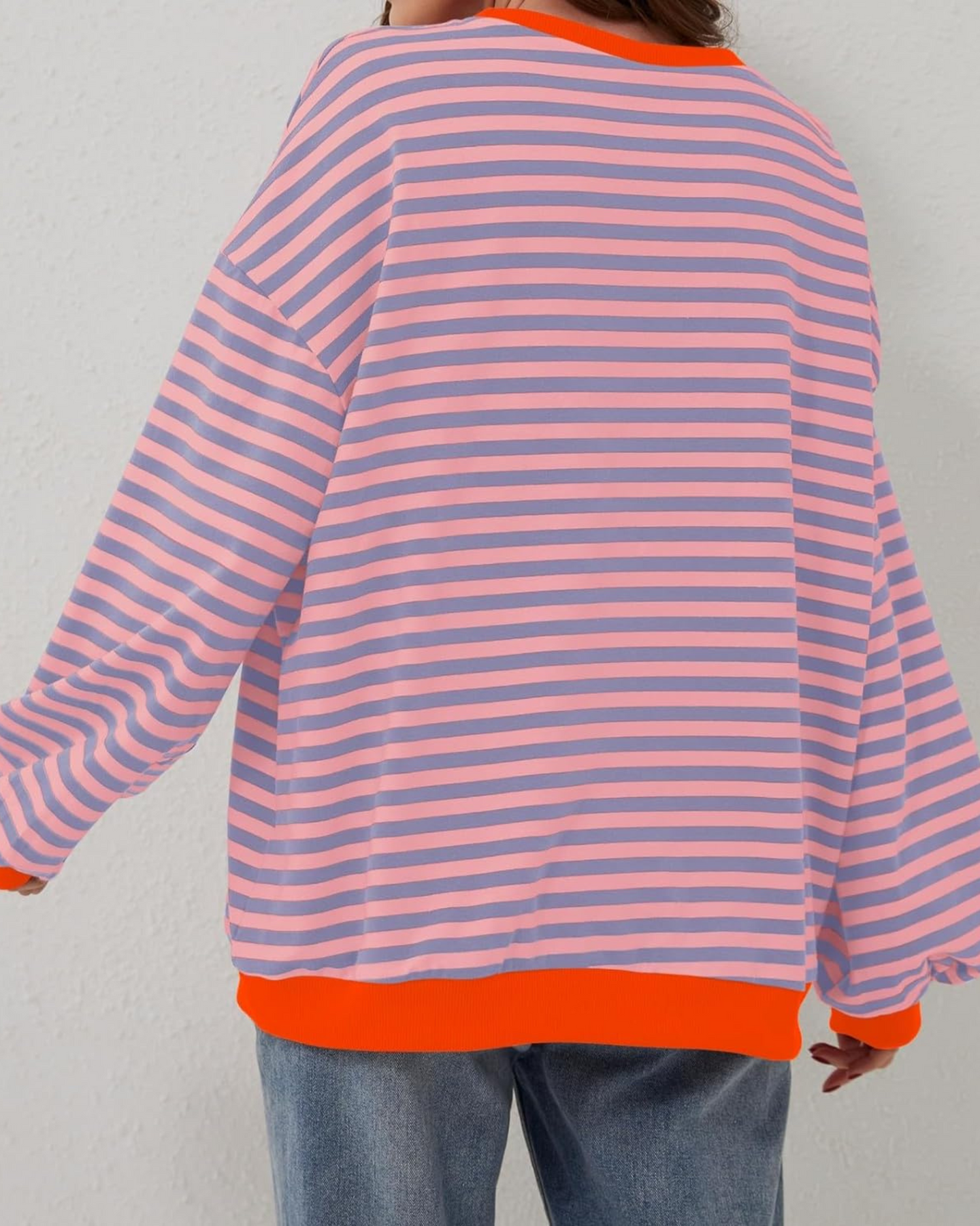 ÜBERGROßES, GESTREIFTES SWEATSHIRT MIT LANGEN ÄRMELN