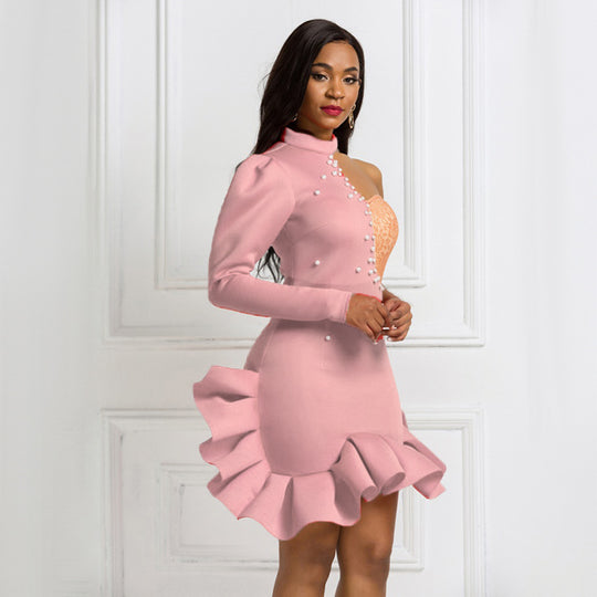 Damen Elegantes Cocktailkleid mit floralen Akzenten und Rüschen R&B