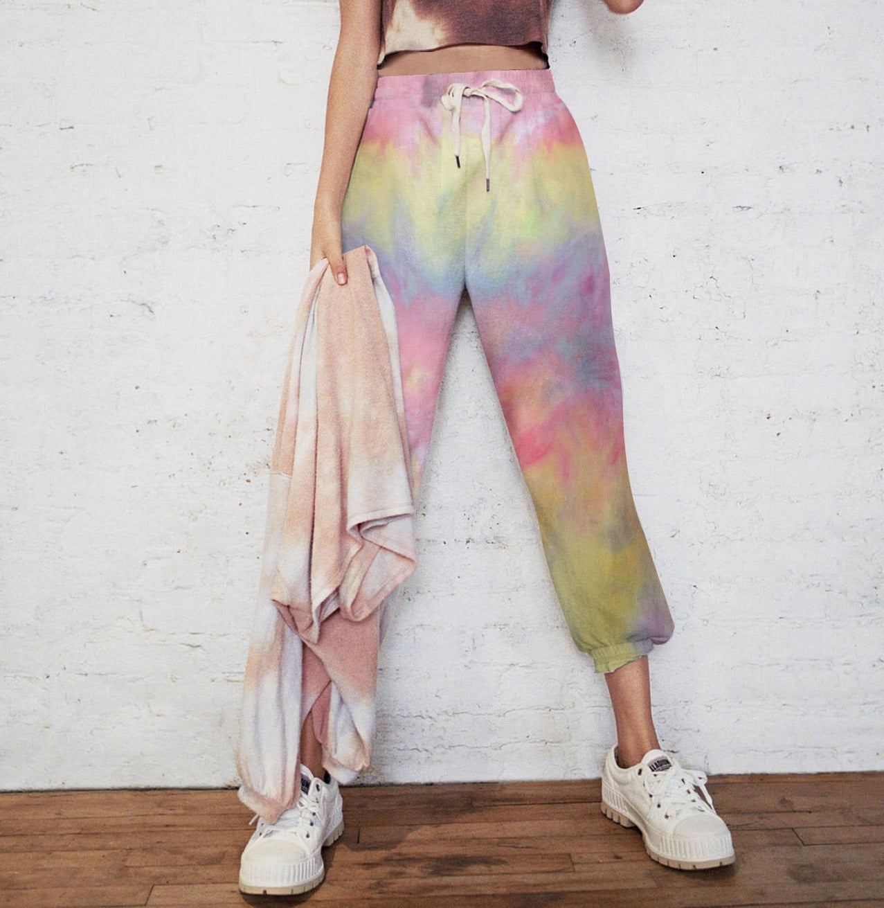 Damen Freizeithose mit lässigem Schnitt und modernen Batikmustern R&B