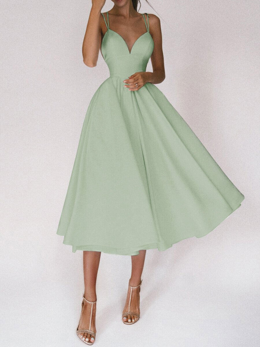 R&B | Grace Das Elegante Trägerkleid mit V-Ausschnitt