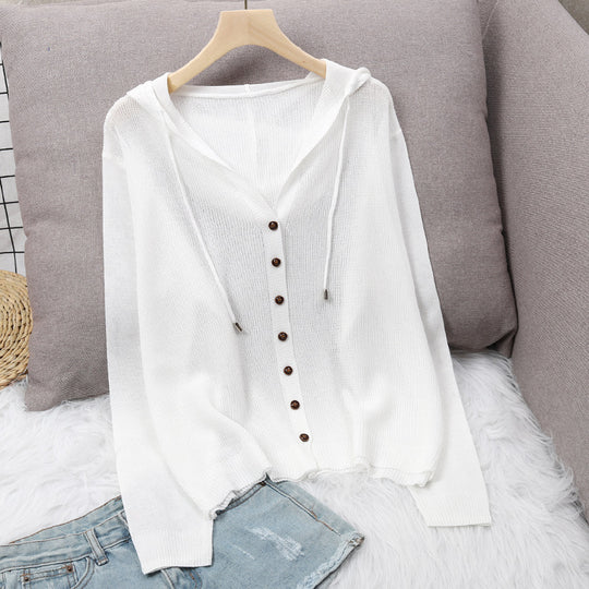 Damen Strickjacke mit Kapuze und eleganten Holzknöpfen R&B