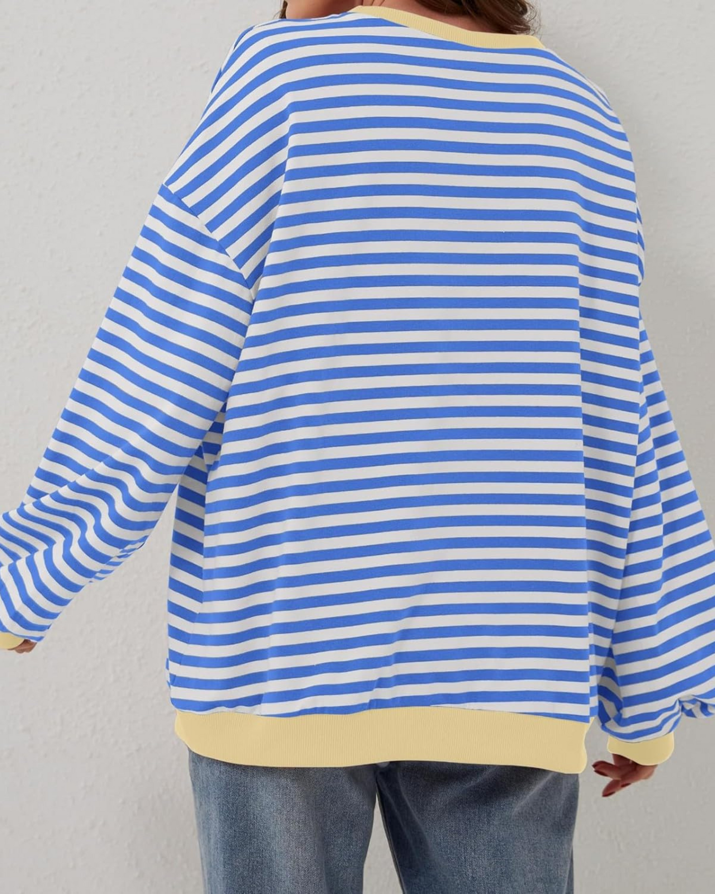 ÜBERGROßES, GESTREIFTES SWEATSHIRT MIT LANGEN ÄRMELN
