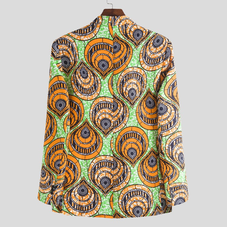 Damen Blazer mit auffälligem afrikanischen Muster und modernem Schnitt