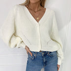 Damen Strickjacke mit V-Ausschnitt und hersonderem Knopfdesign R&B