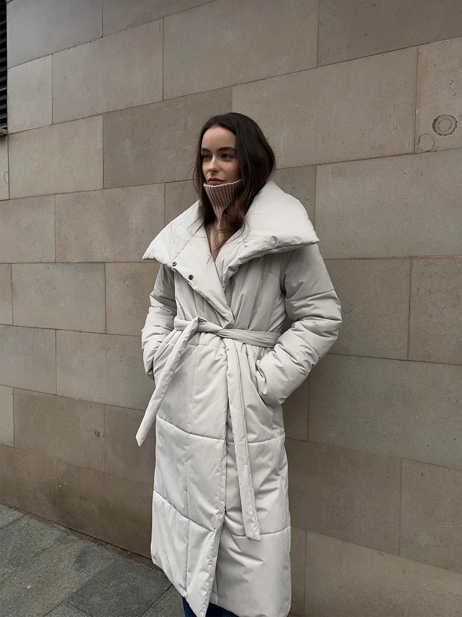 R&B | Eleganter Wintermantel mit breitem Kragen