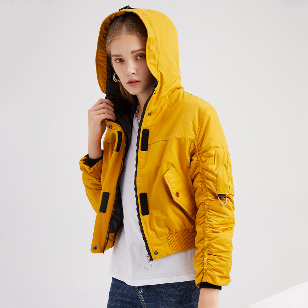 Damen cropped Outdoor-Jacke mit verstellbarem Kapuzenkragen und elastischen Bündchen