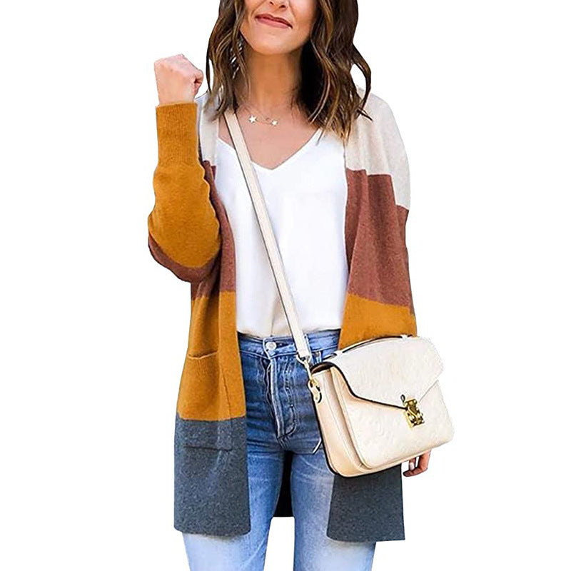 Damen Strickjacke mit modernen Farbblöcken und Taschen R&B