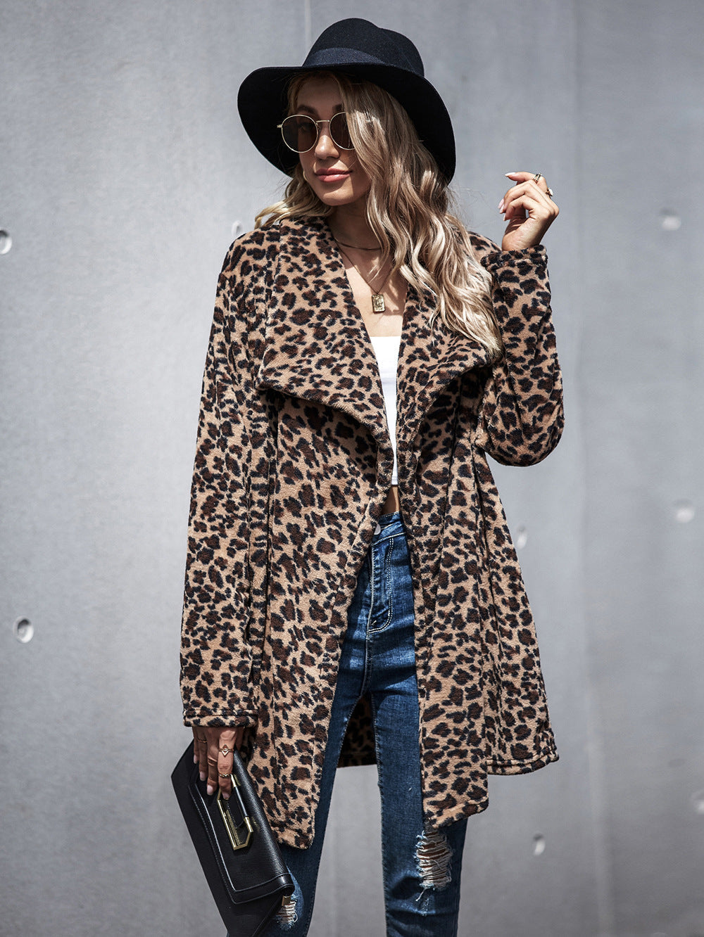 R&B | Faux Fur Mantel