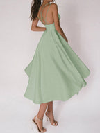 R&B | Grace Das Elegante Trägerkleid mit V-Ausschnitt