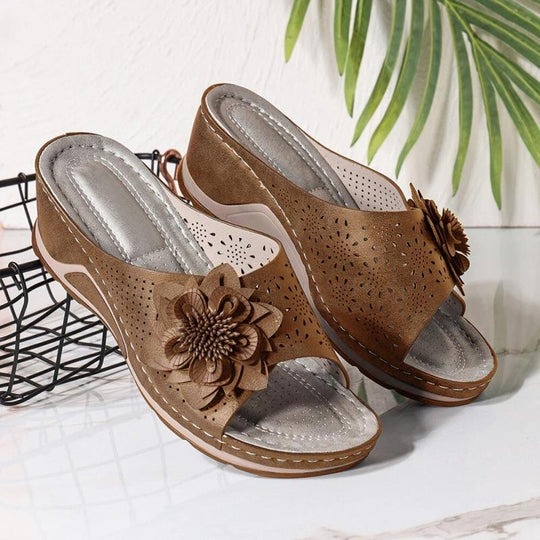 Damen Pantoletten mit floralem Design und komfortabler Fußbettung R&B
