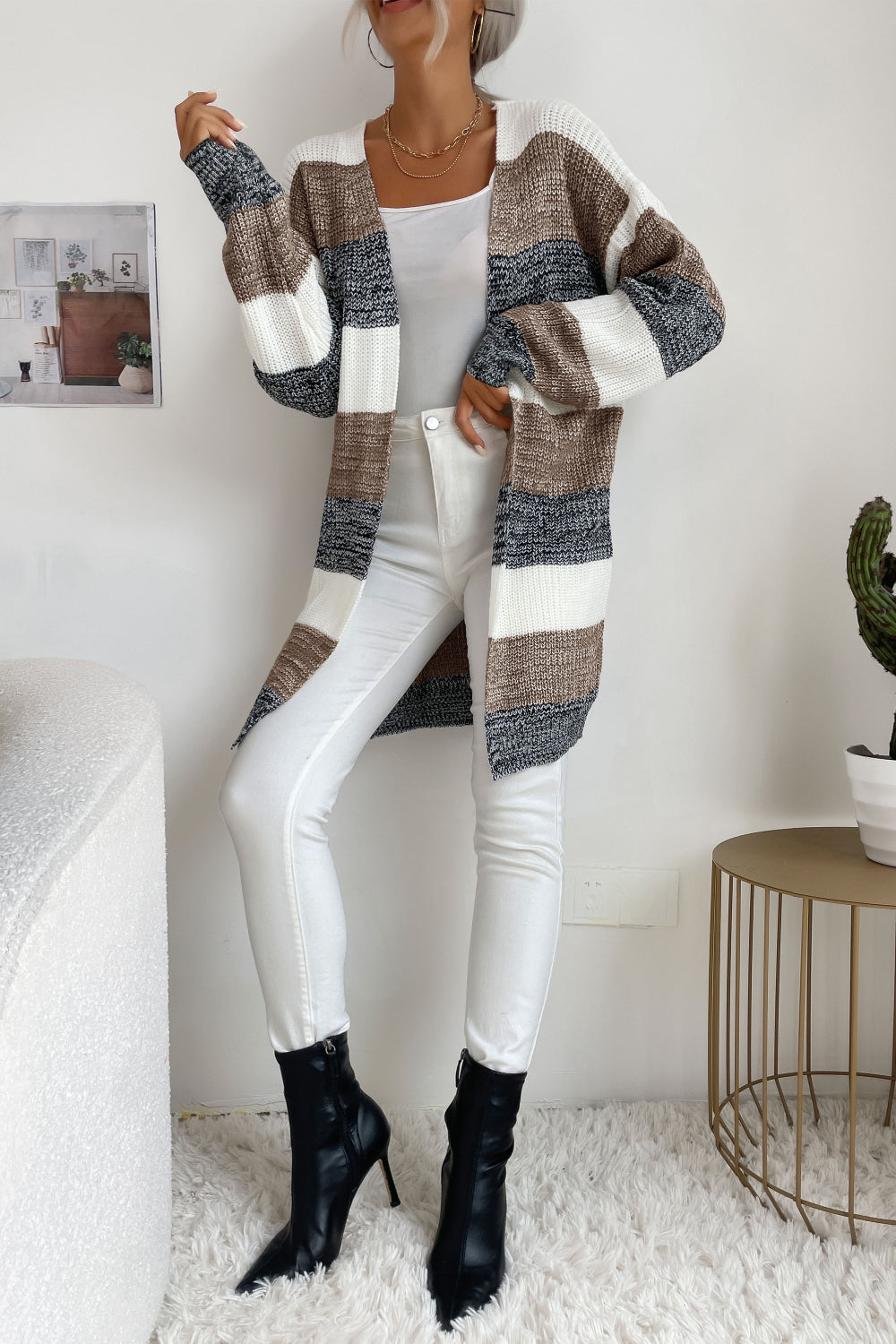 R&B | Einfache und Stilvolle Strickjacke
