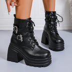 Damen Chunky Stiefel mit dekorativen Riemen und robustem Profil R&B