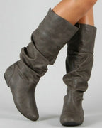 R&B | Flache Stiefel mit Falten Bis Zum Knie
