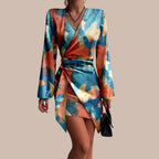 Wickelkleid mit abstraktem Marmorprint