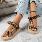Damenschuhe mit Leopardenmuster