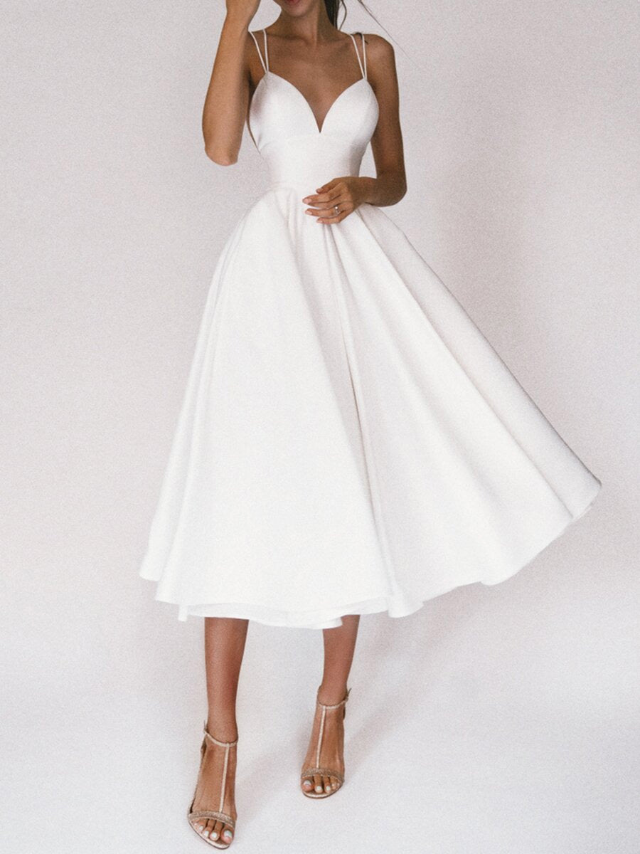 R&B | Grace Das Elegante Trägerkleid mit V-Ausschnitt