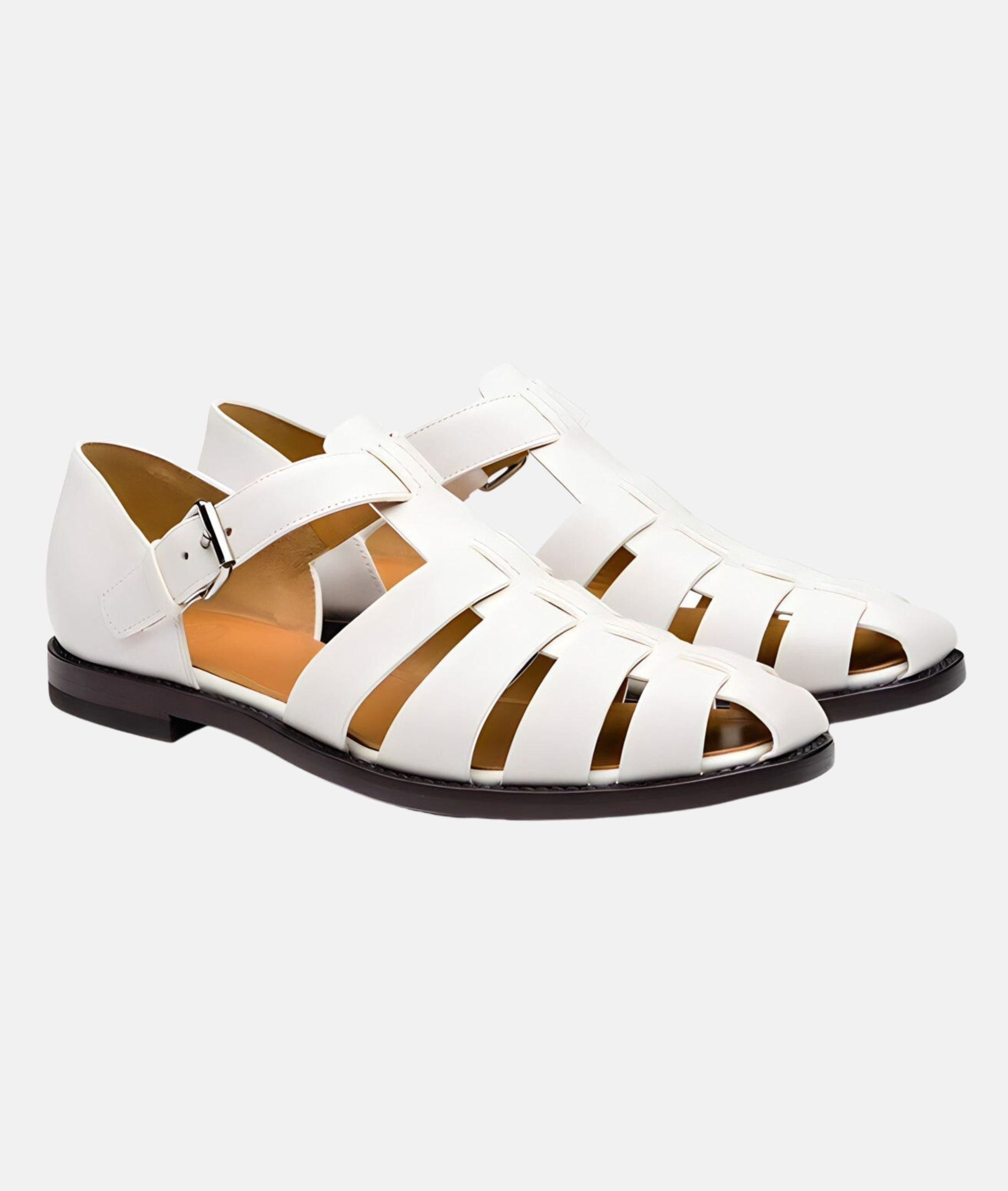 Modische Sandalen mit Riemen und einem eleganten Schnitt