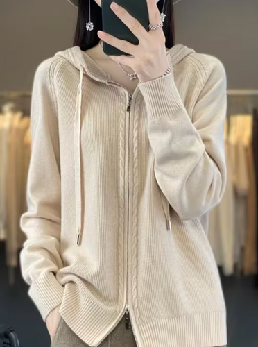 R&B | Strickjacke mit Kapuze