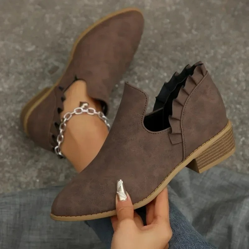 Elina Haltbare und Rutschfeste Stiefelette mit Rüschendetails R&B