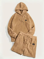 R&B | Fluffy Hoodie und Shorts