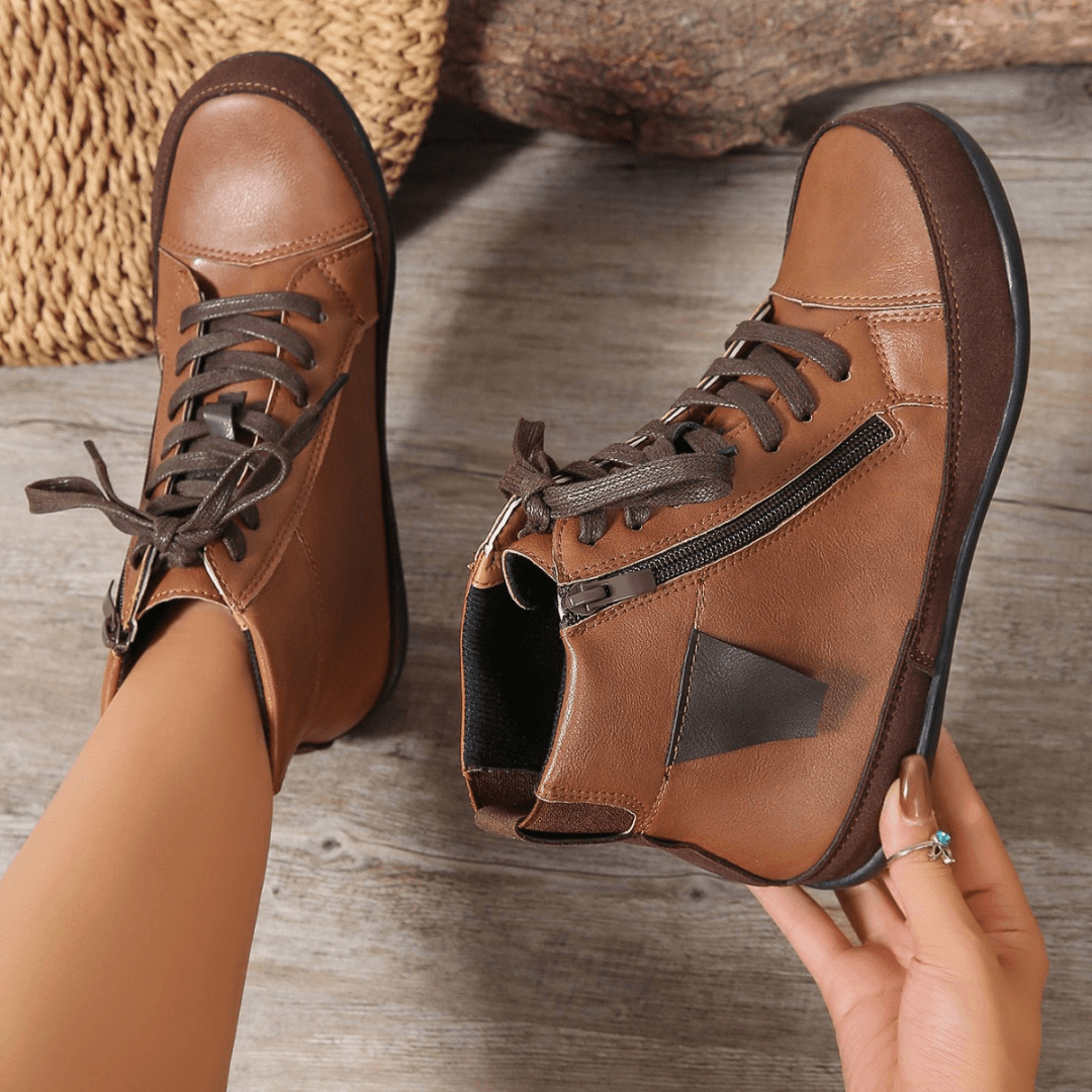 Stilvolle Stiefel bis zur Wadenmitte mit seitlichem Reißverschluss R&B