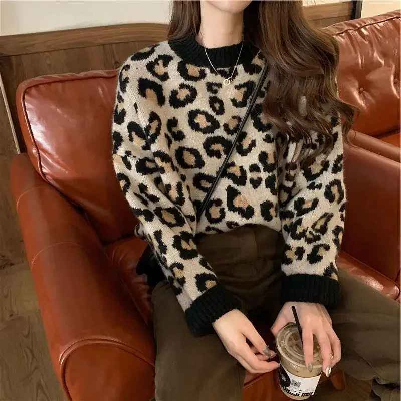 R&B | Stylischer Pullover mit Leopardenmuster