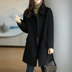 R&B | Warme Damen Wolljacke mit Langer Passform und Knopfverschluss