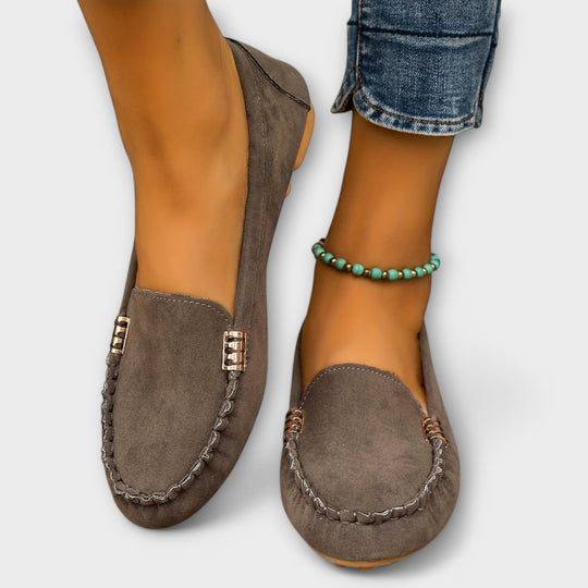 Stilvolle Slipper R&B