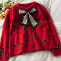 R&B | Klassische und Stilvolle Strickjacke
