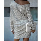 Glanzendes Minikleid mit einem Schulter