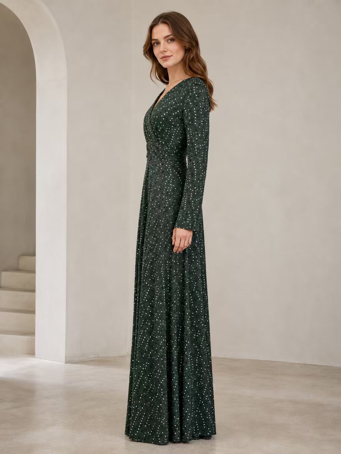 Damen Maxikleid mit elegantem V-Ausschnitt und schwingenden Ärmeln EB