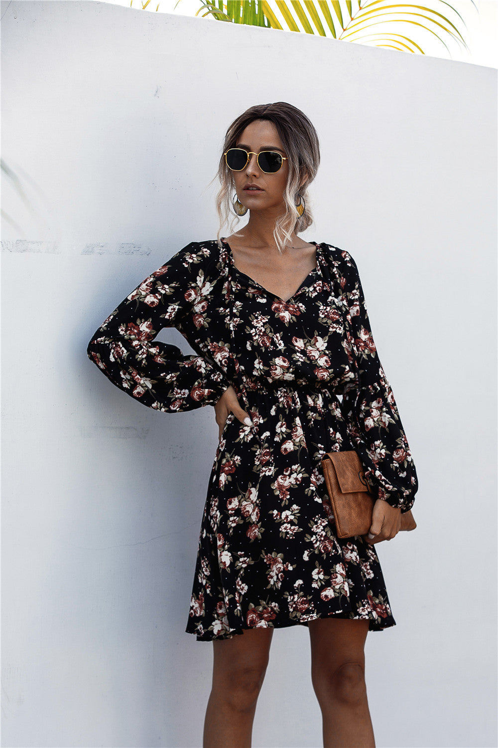 Damen Freizeitkleid mit floralem Design und elegantem V-Ausschnitt R&B