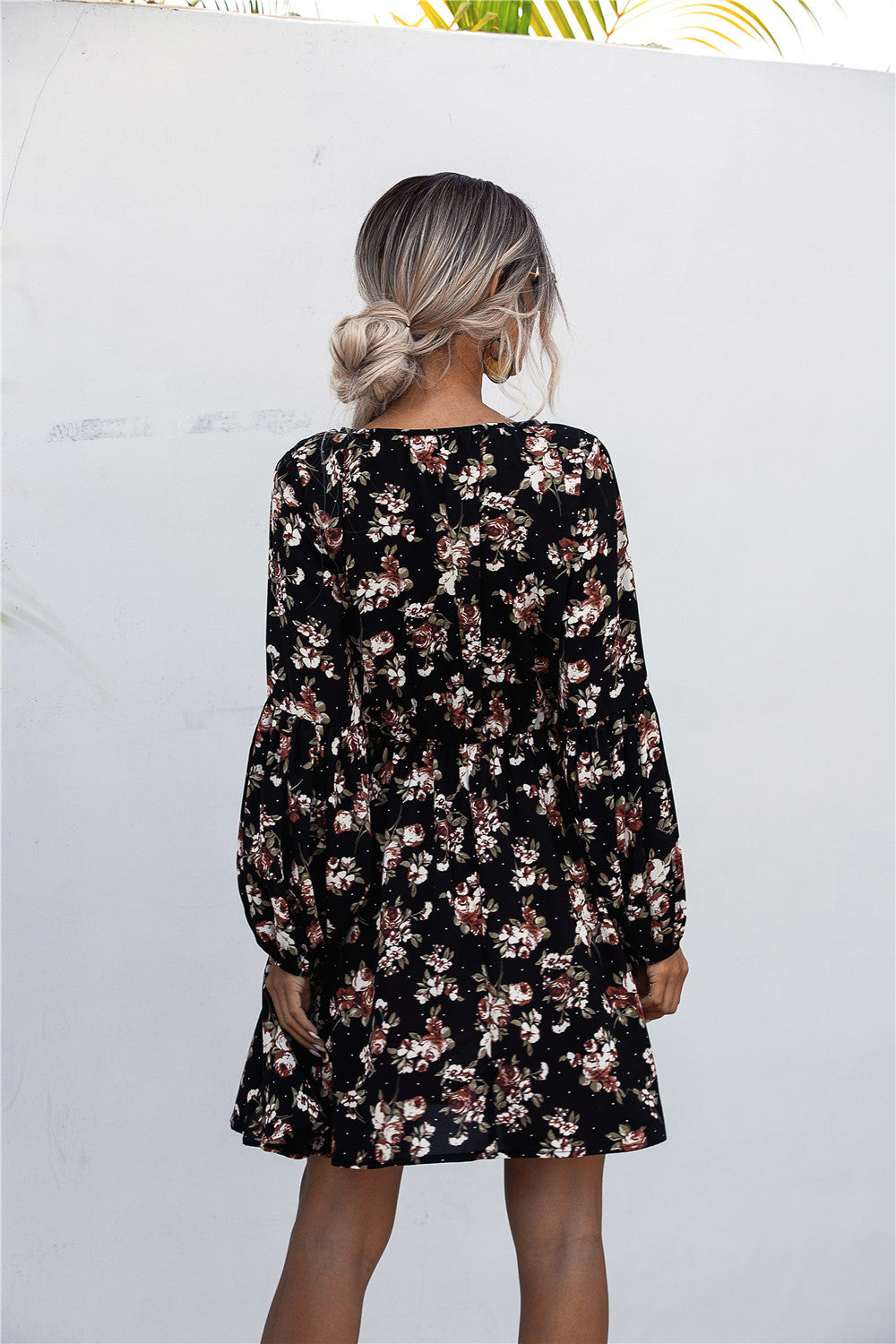 Damen Freizeitkleid mit floralem Design und elegantem V-Ausschnitt R&B