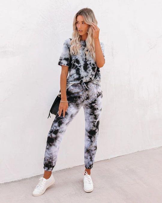 Damen Jogginganzug im modischen Batikdesign R&B
