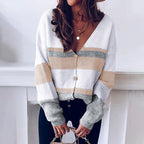 Damen Strickjacke mit V-Ausschnitt und modernen Streifen
