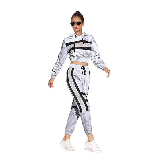 Damen cropped Kapuzenpullover im sportlichen Stil mit Kontraststreifen R&B