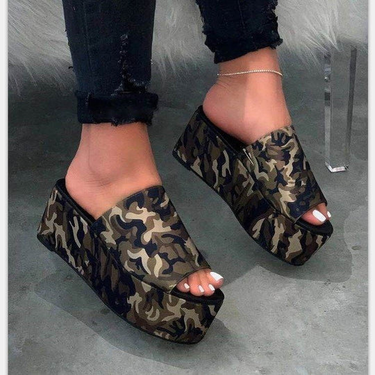 Damen nan Plateau-Mule mit Leopardenprint, offener Zehenpartie und gepolstertem Komfortfußbett R&B