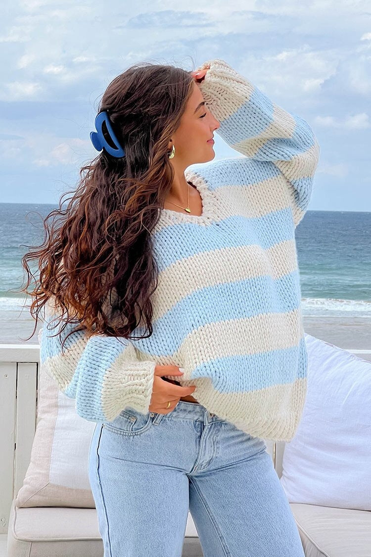 R&B | gestrickter Pullover mit schulterfreiem Streifenmuster