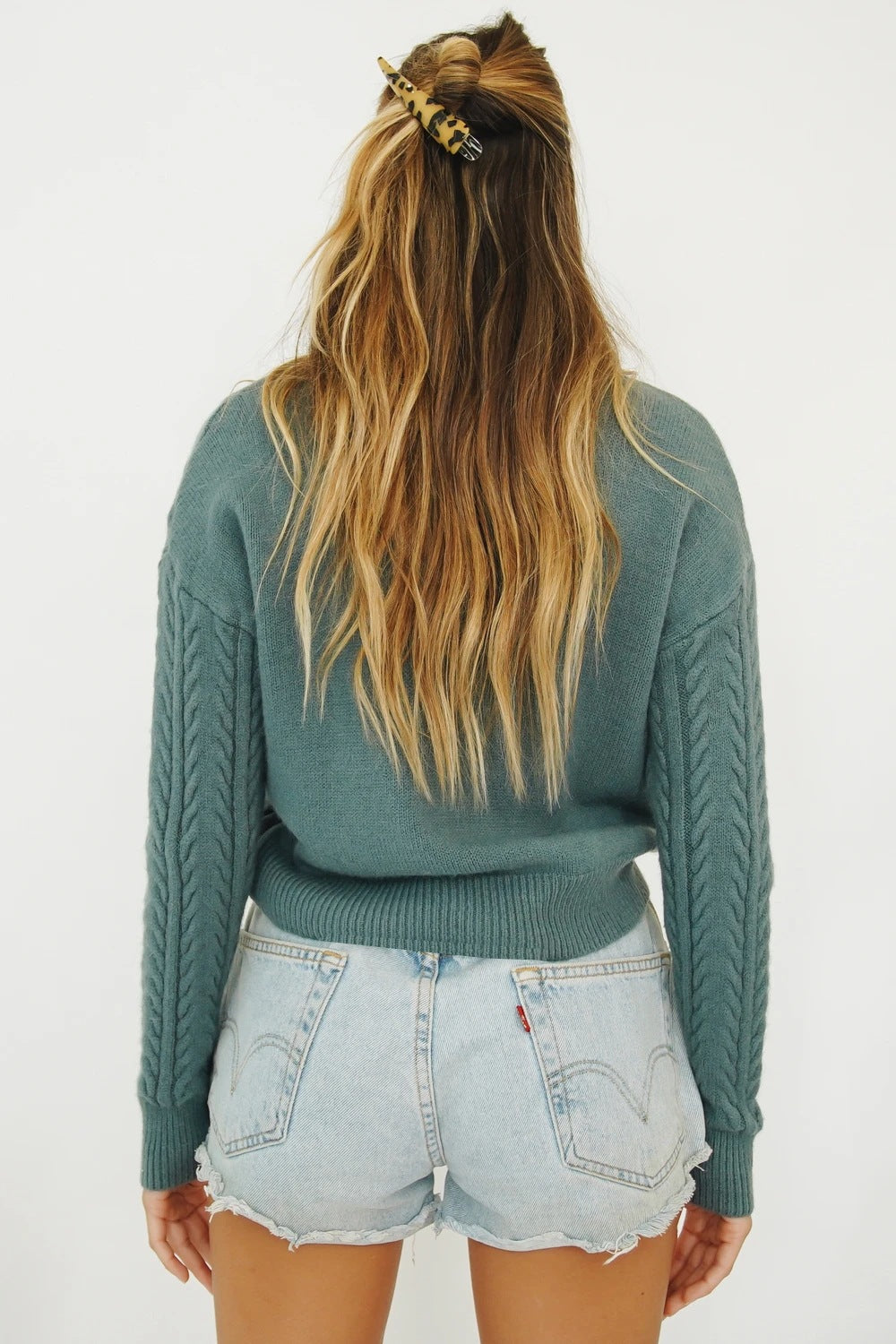 Damen Feinstrickpullover mit klassischem Zopfmuster und hohem Kragen R&B